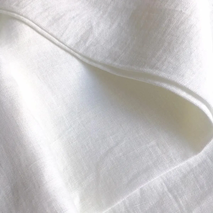 Lniane prześcieradło bez gumki płaskie białe
Fragment białego lnianego prześcieradła