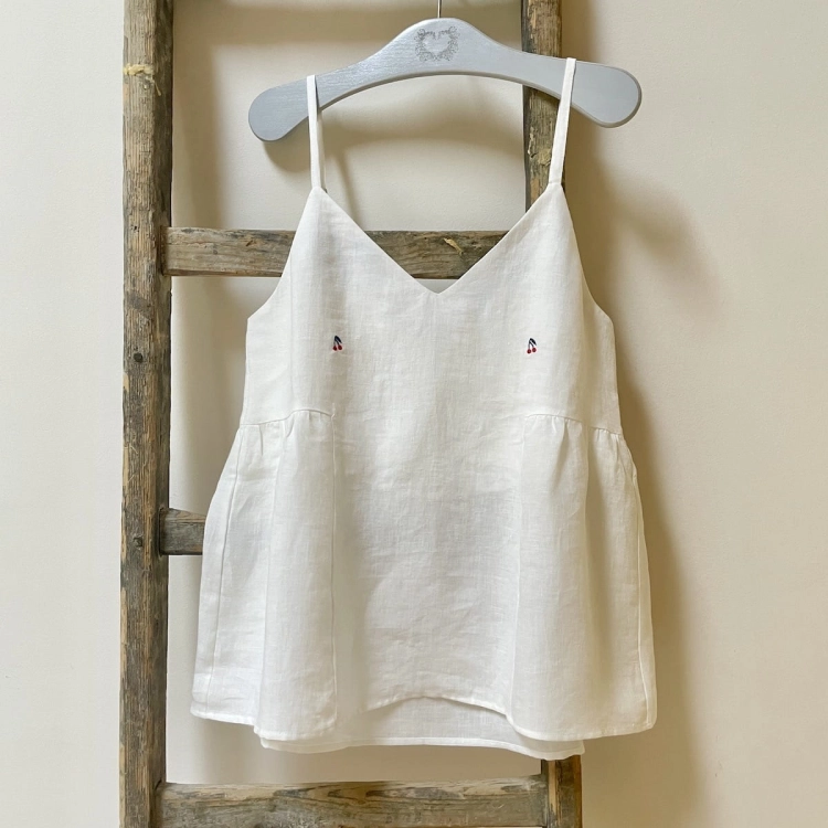 Top CHERRY cream white_IMG_1147 copy.jpg