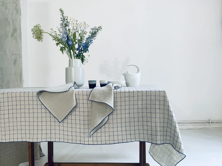 Obrus kratka granat IMG_5102.jpg