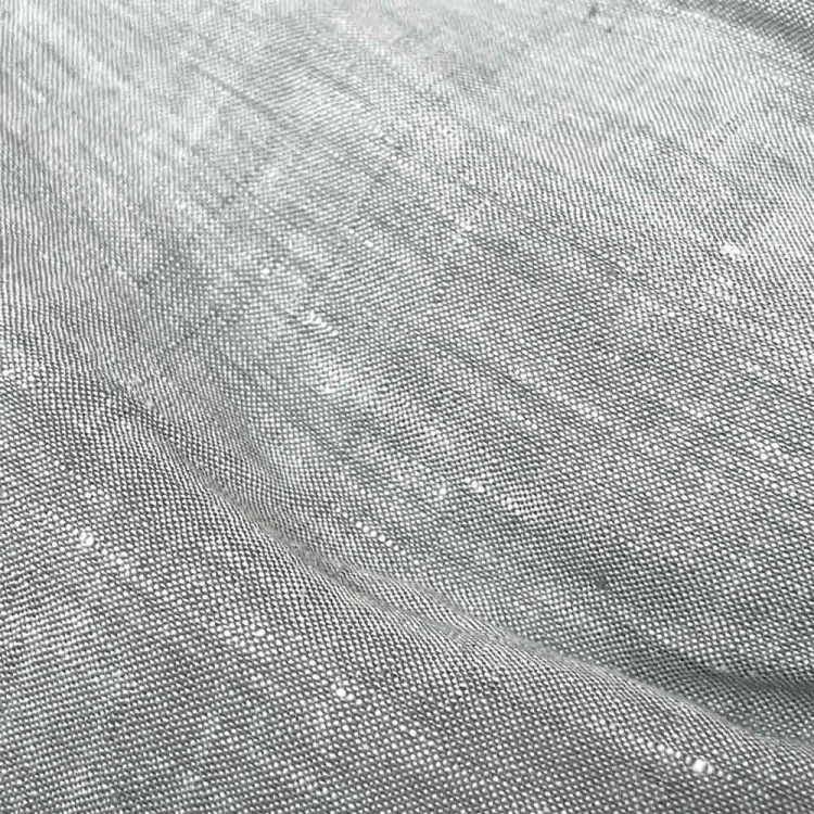 Naturalny len light grey w kolorze jasnym szarym z delikatną strukturą melanżu