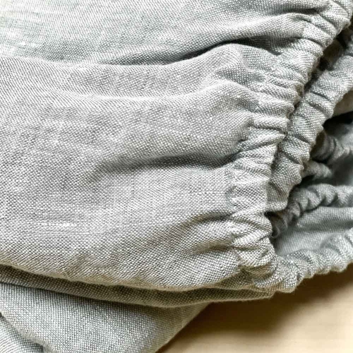 Prześcieradło z gumką jasne szare, delikatny melanż