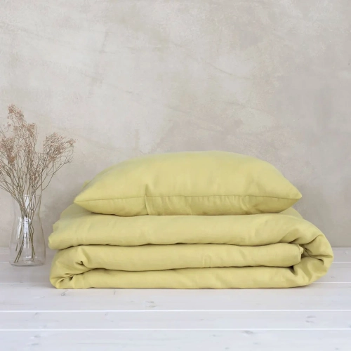 Poduszka i kołdra w żółtych lnianych poszewkach Sunny