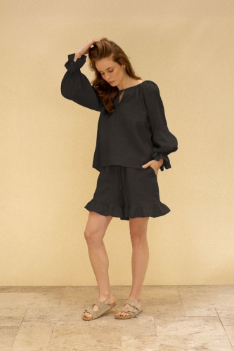 Lniany czarny komplet  - szorty i bluzka z falbanami -  stylowy strój na dzień i  do spania
