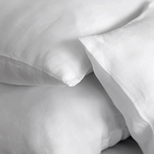 Lniane poszewki na poduszki białe BASIC snow white. Detal