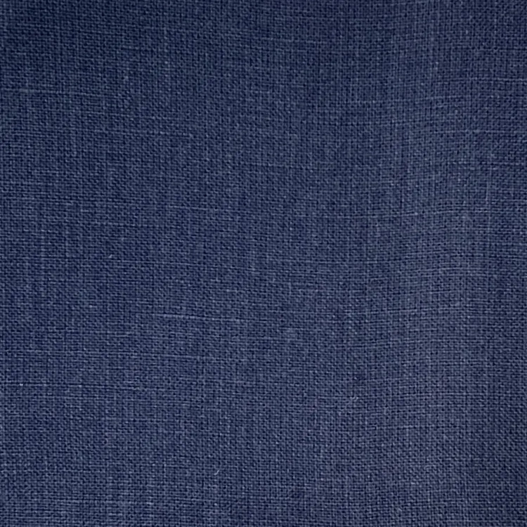 Fragment lnu w kolorze granatowym. Detal i widoczna struktura