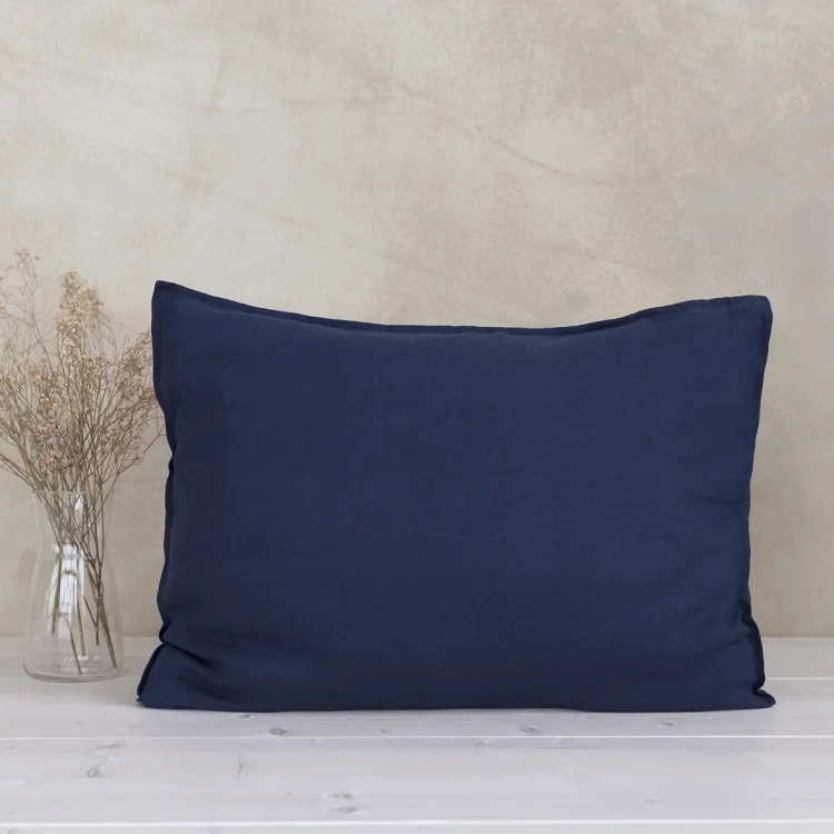 Poduszka w lnianej poszewce BASIC navy blue