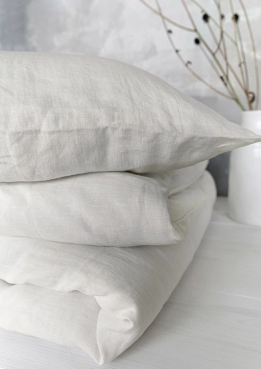 CREAM WHITE pościel złóżona produktowe detal 675x950.png